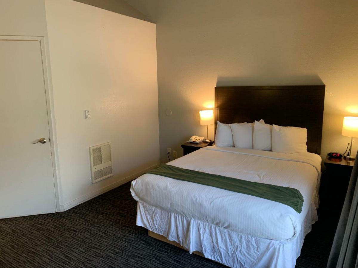 Cannery Row Inn Монтерей Стая снимка